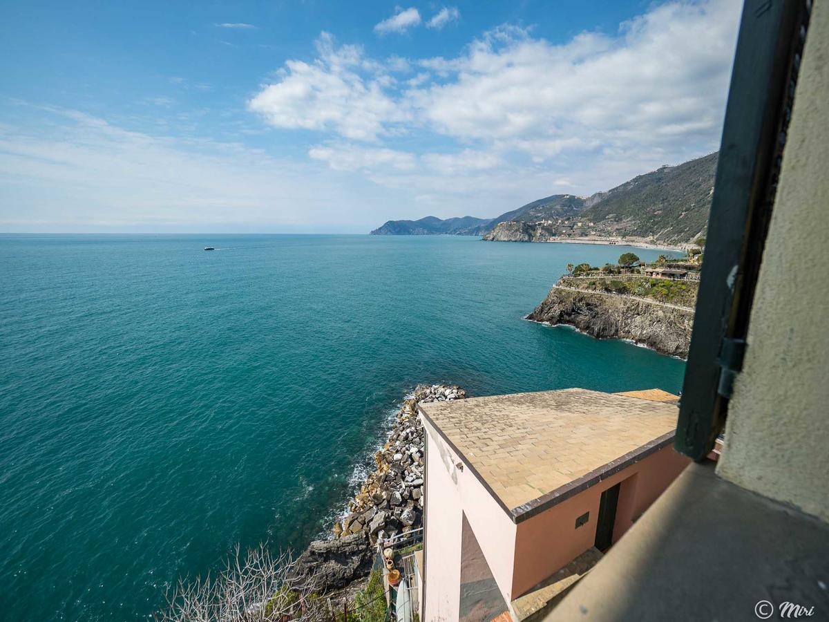 Il Baluardo Sea View Apartment On The Cliff 마나롤라 외부 사진